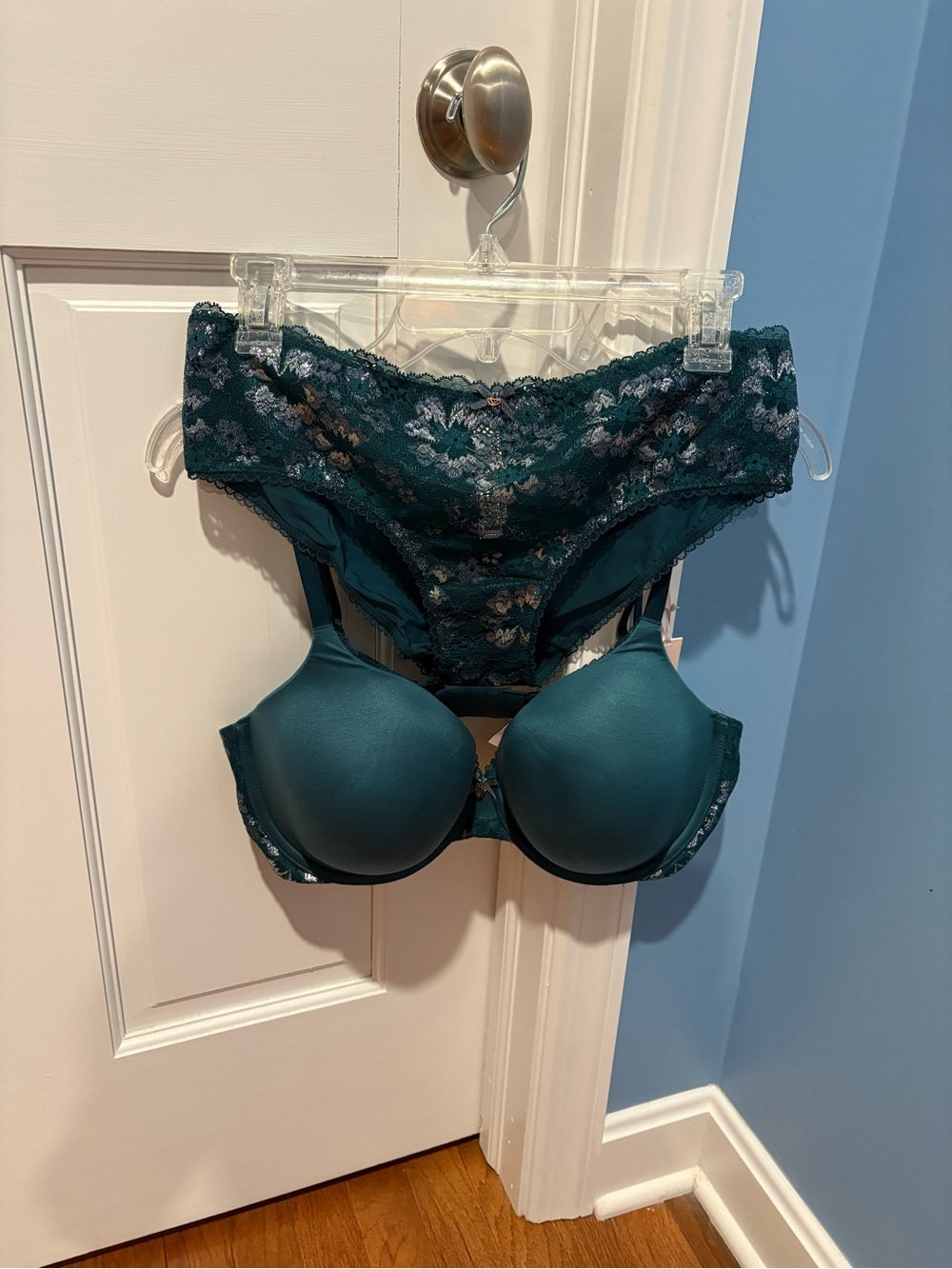 Victoria's Secret Deep Teal Lace Push-Up Bra & Lace Bikini underwear set
